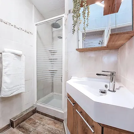 Palmyra-7 By Interhome